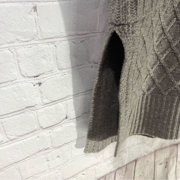 Adrienne Vittadini sweater - Picture 7 of 7